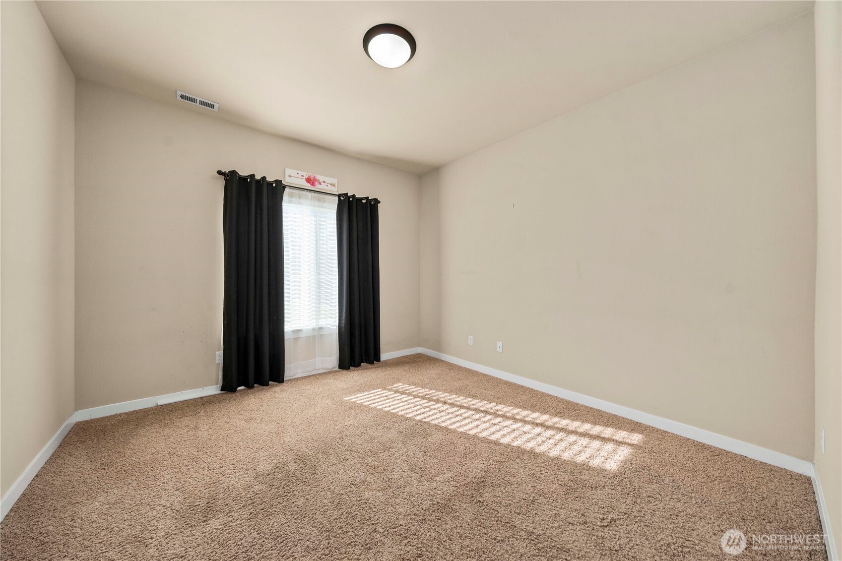 11410 Waller Road E, Tacoma, WA 98446