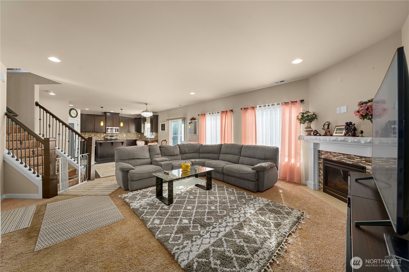 11410 Waller Road E, Tacoma, WA 98446