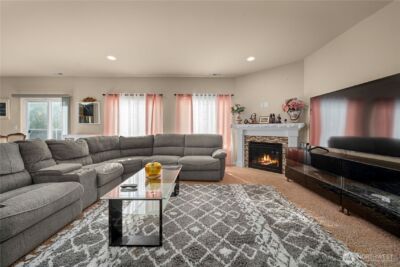 11410 Waller Road E, Tacoma, WA 98446 - Photo 10