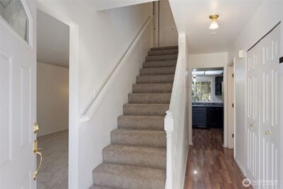 2275 Northlake Way NW, Bremerton, WA 98312 - Photo 3