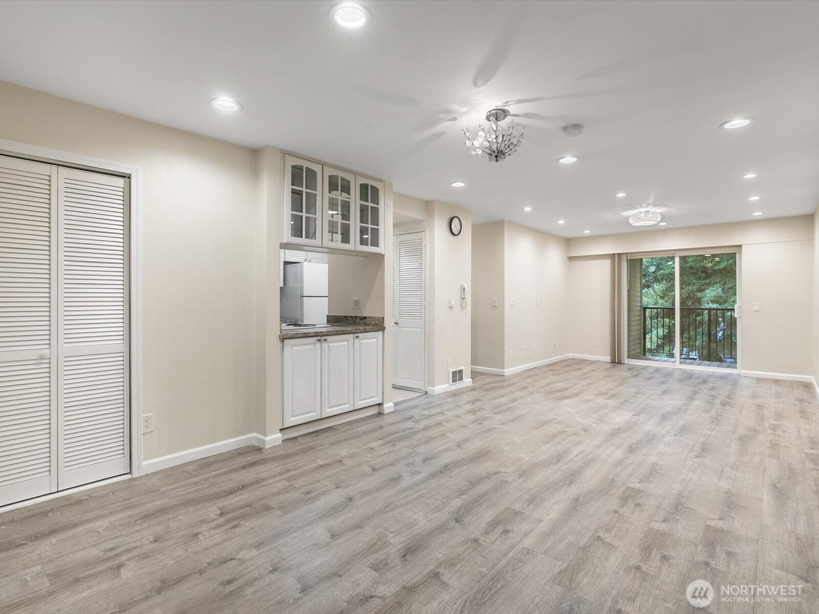14605 34th Street NE #h19, Bellevue, WA 98007