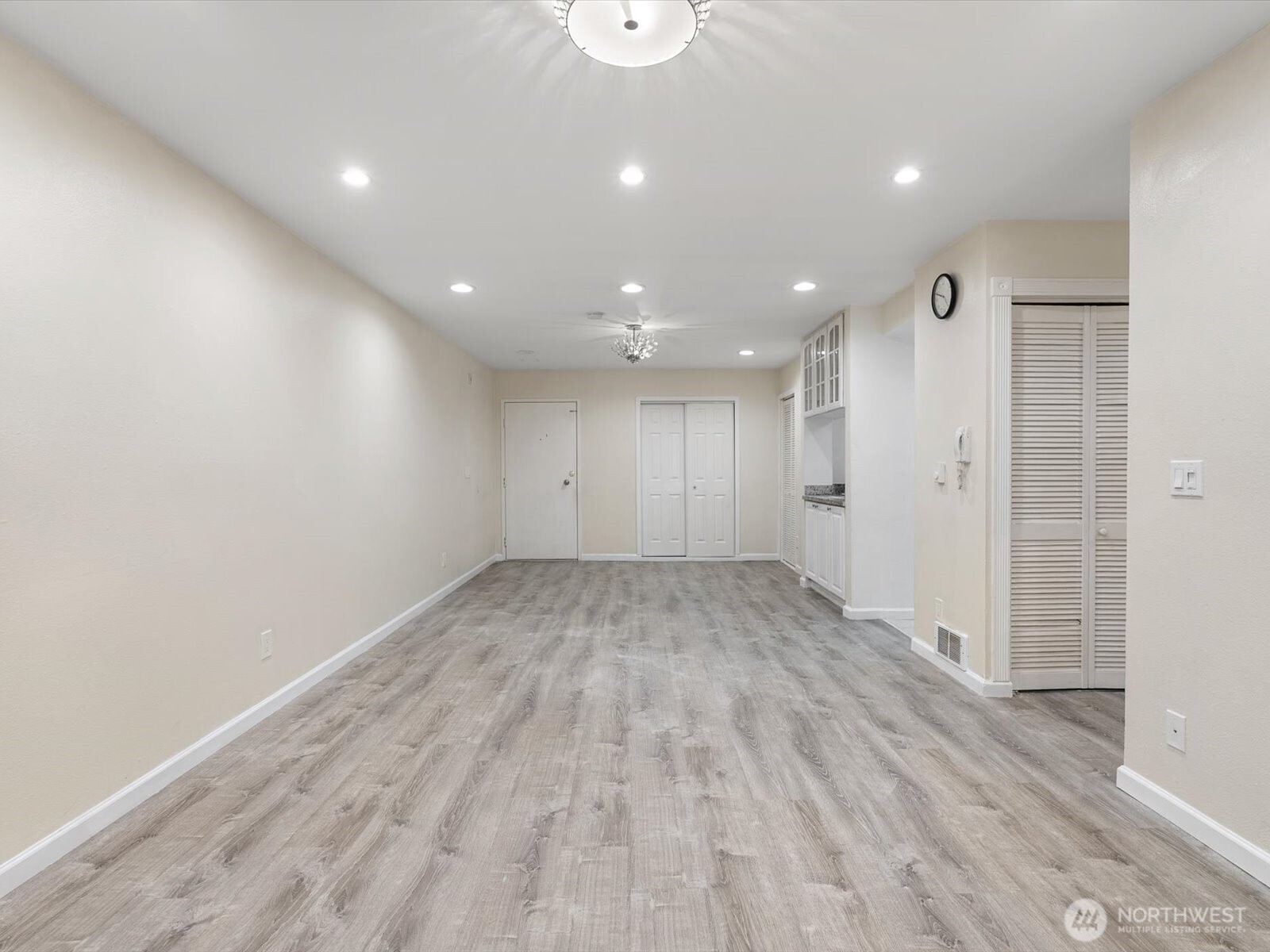 14605 34th Street NE #h19, Bellevue, WA 98007
