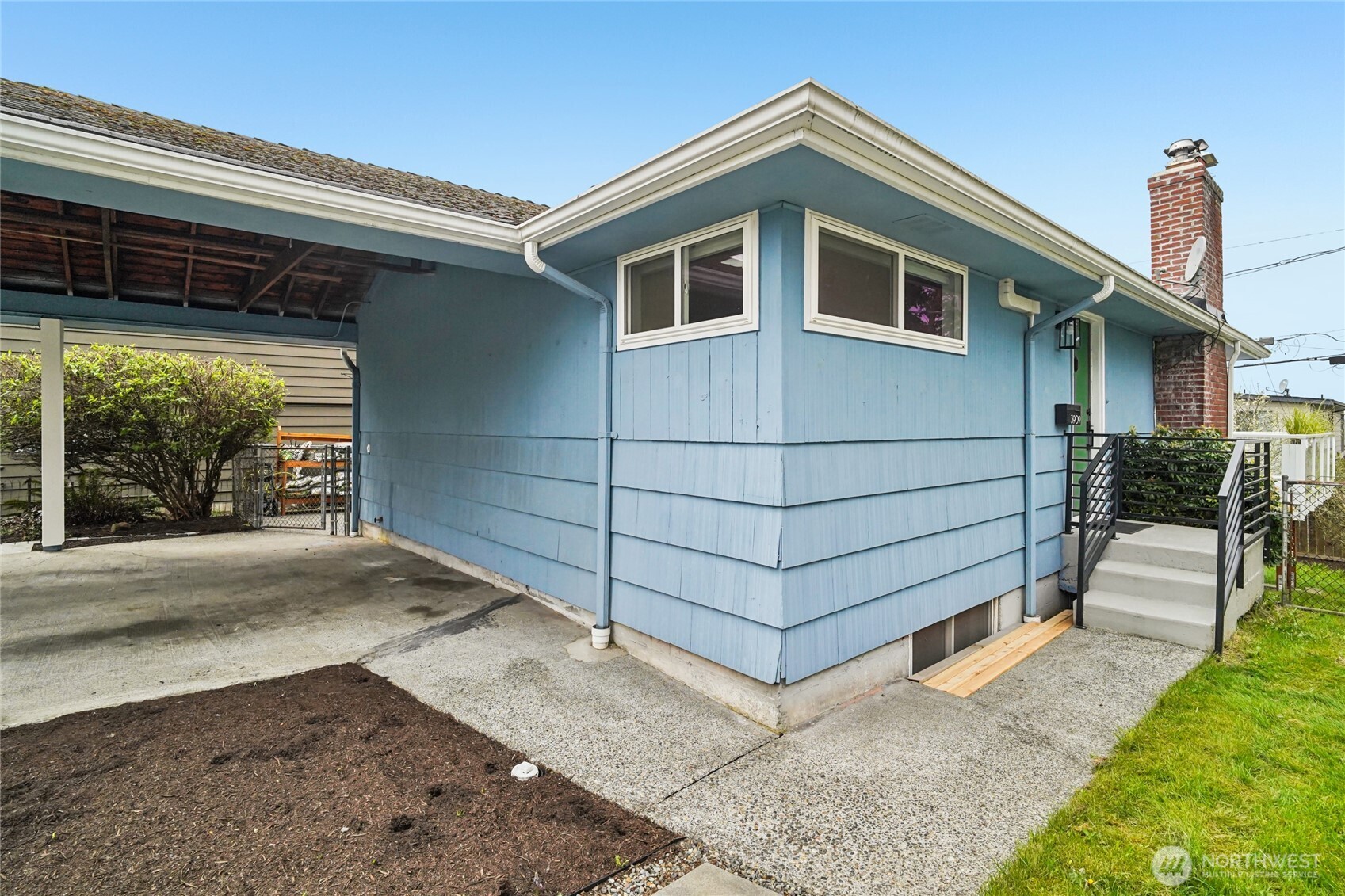 3909 13th Avenue S, Seattle, WA 98108