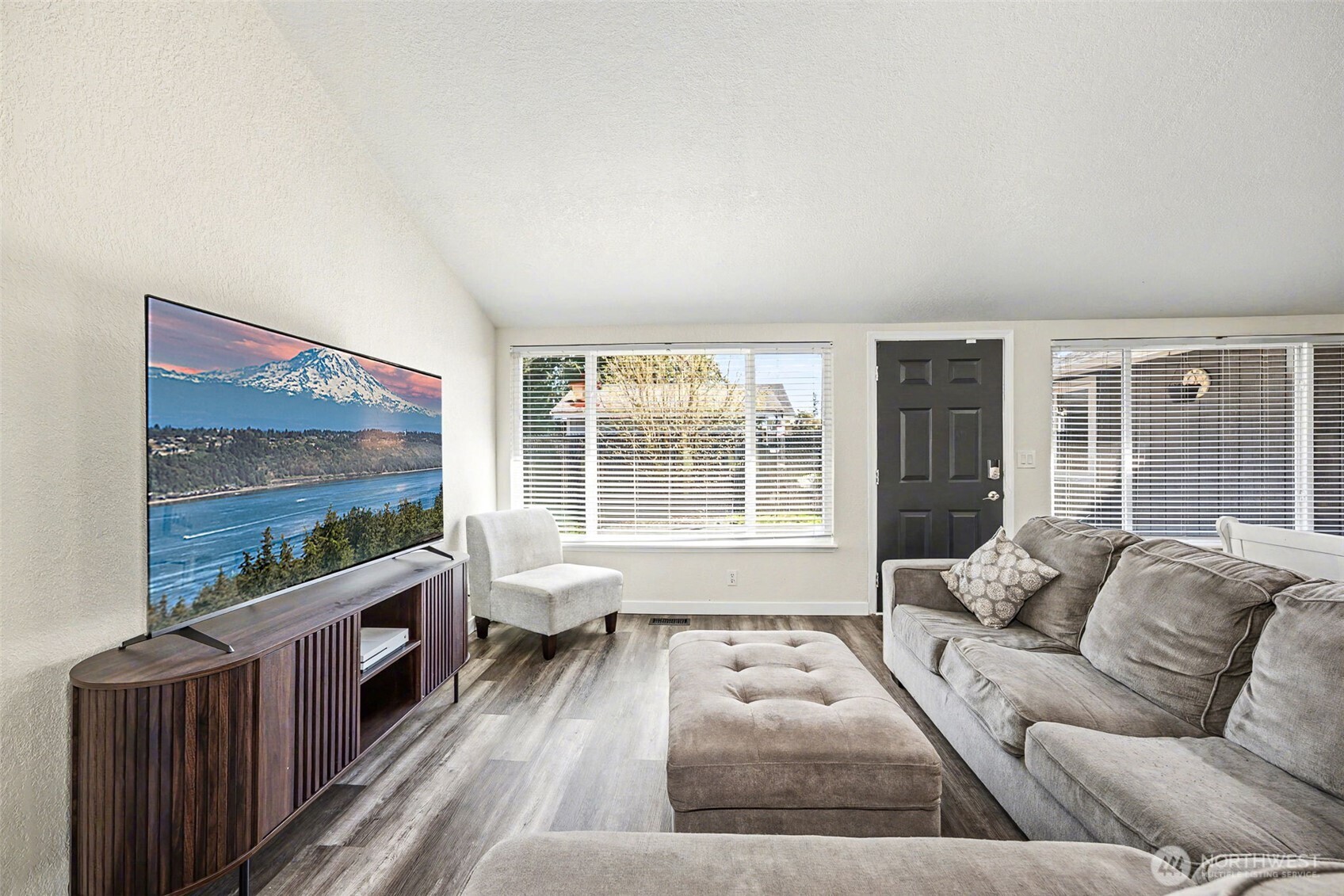 12211 109th Avenue Ct E, Puyallup, WA 98374