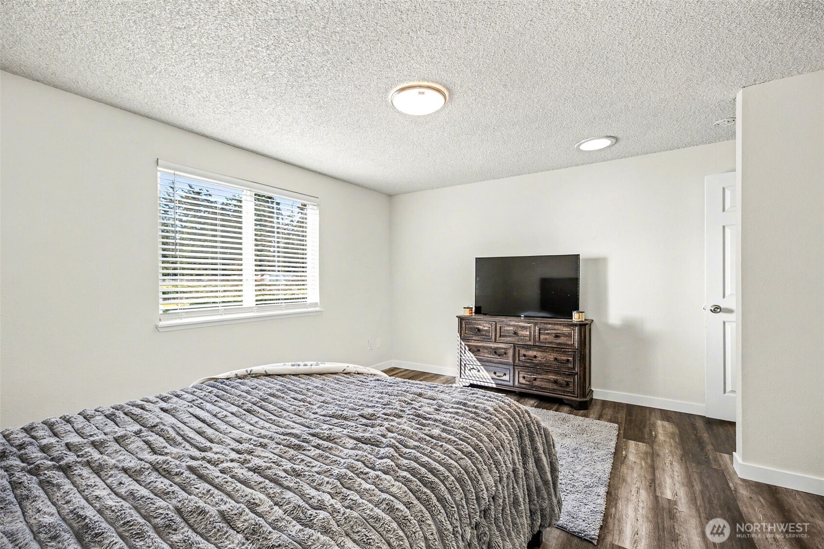 12211 109th Avenue Ct E, Puyallup, WA 98374