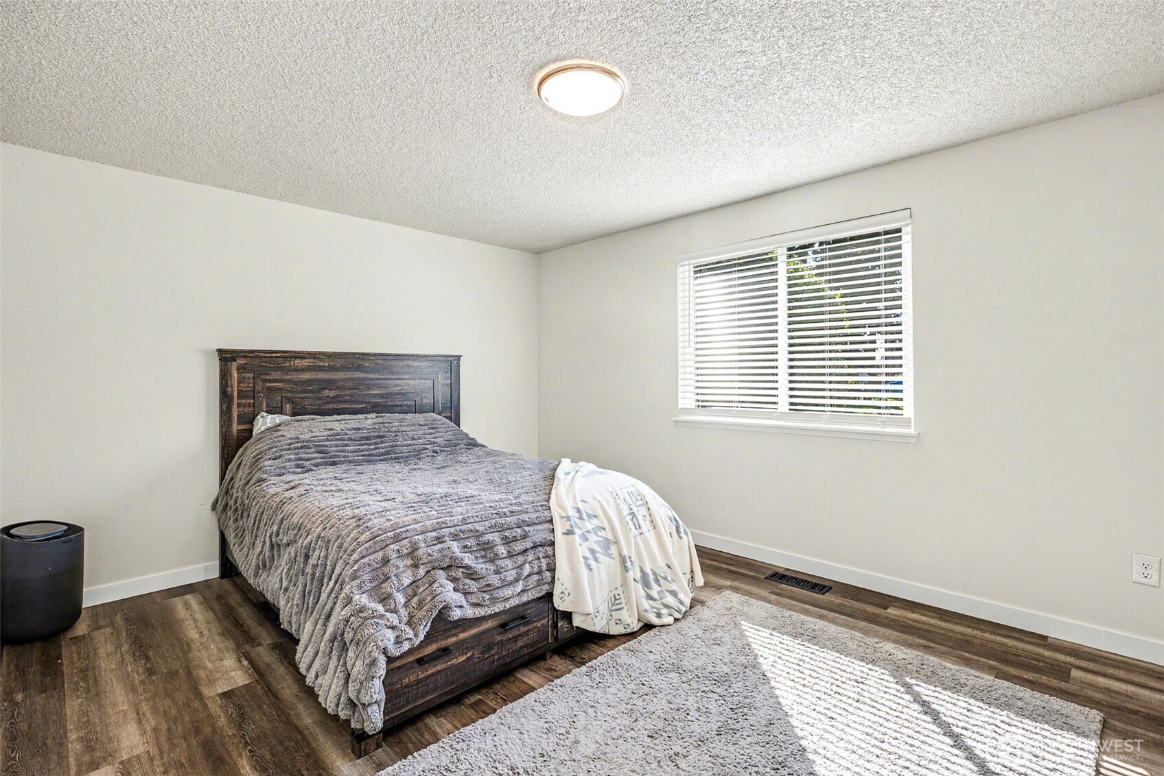 12211 109th Avenue Ct E, Puyallup, WA 98374