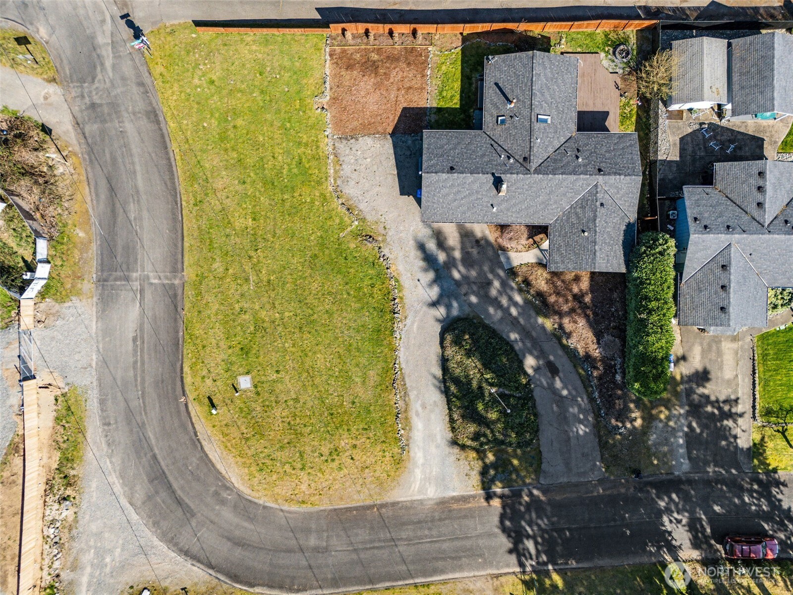 12211 109th Avenue Ct E, Puyallup, WA 98374