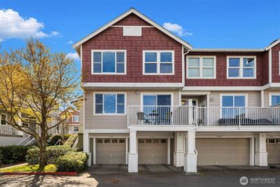 2946 SW Raymond Street #805, Seattle, WA 98126