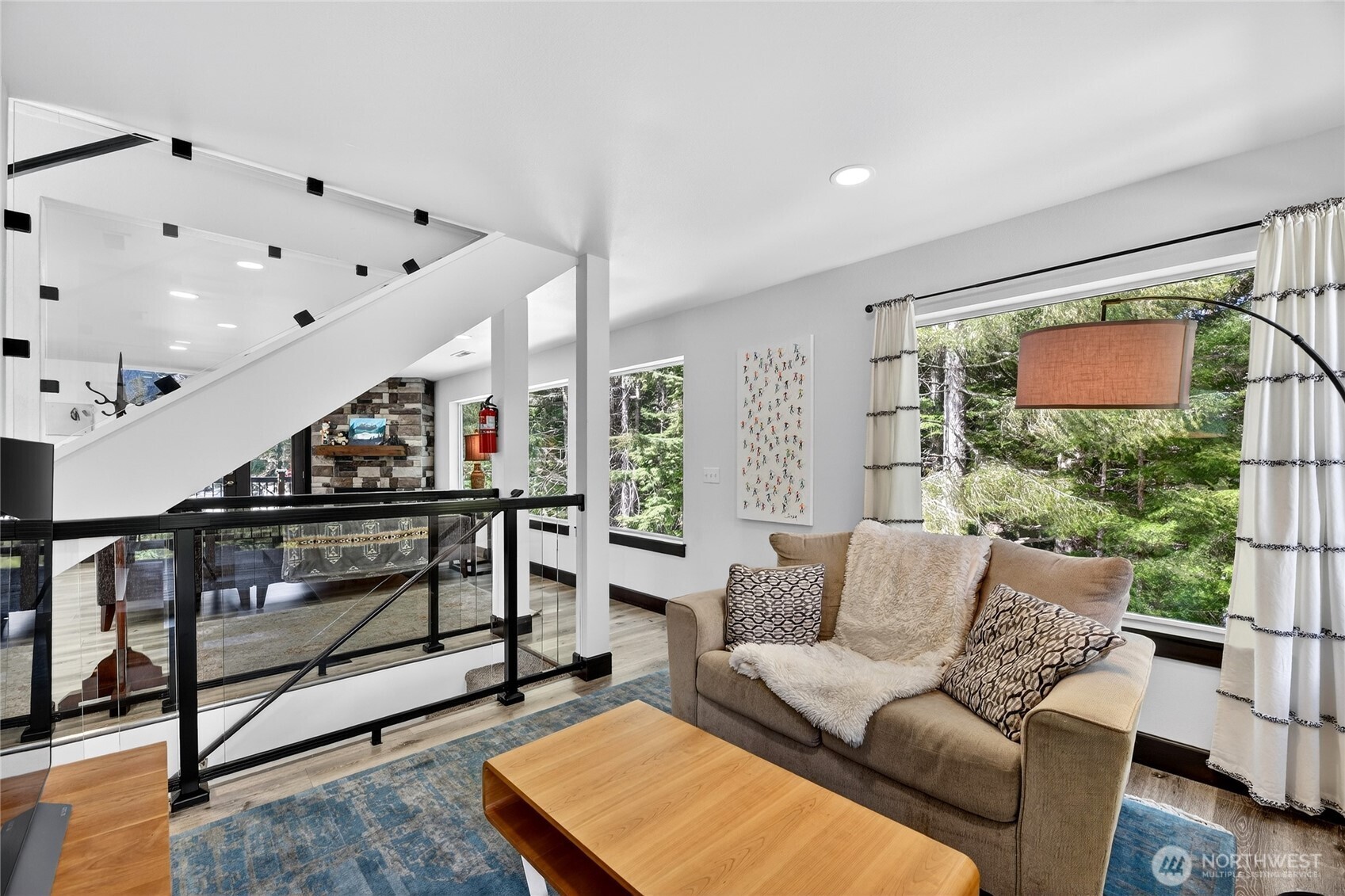 60 Snoqualmie Village Dr , Snoqualmie Pass, WA 98068