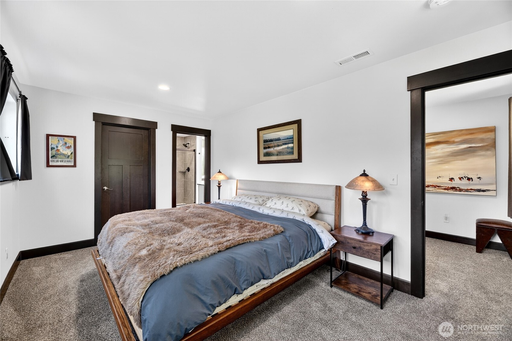 60 Snoqualmie Village Dr , Snoqualmie Pass, WA 98068