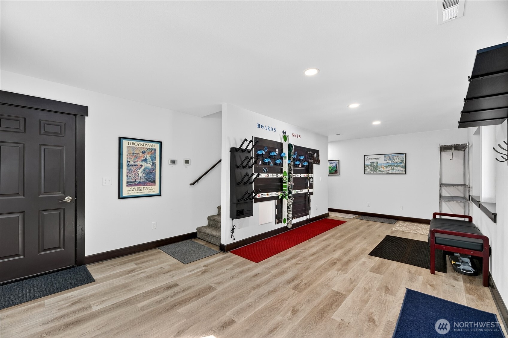 60 Snoqualmie Village Dr , Snoqualmie Pass, WA 98068