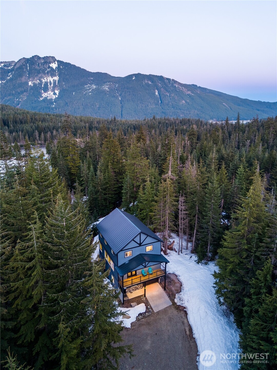 60 Snoqualmie Village Dr , Snoqualmie Pass, WA 98068