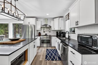 60 Snoqualmie Village Dr , Snoqualmie Pass, WA 98068 - Photo 9