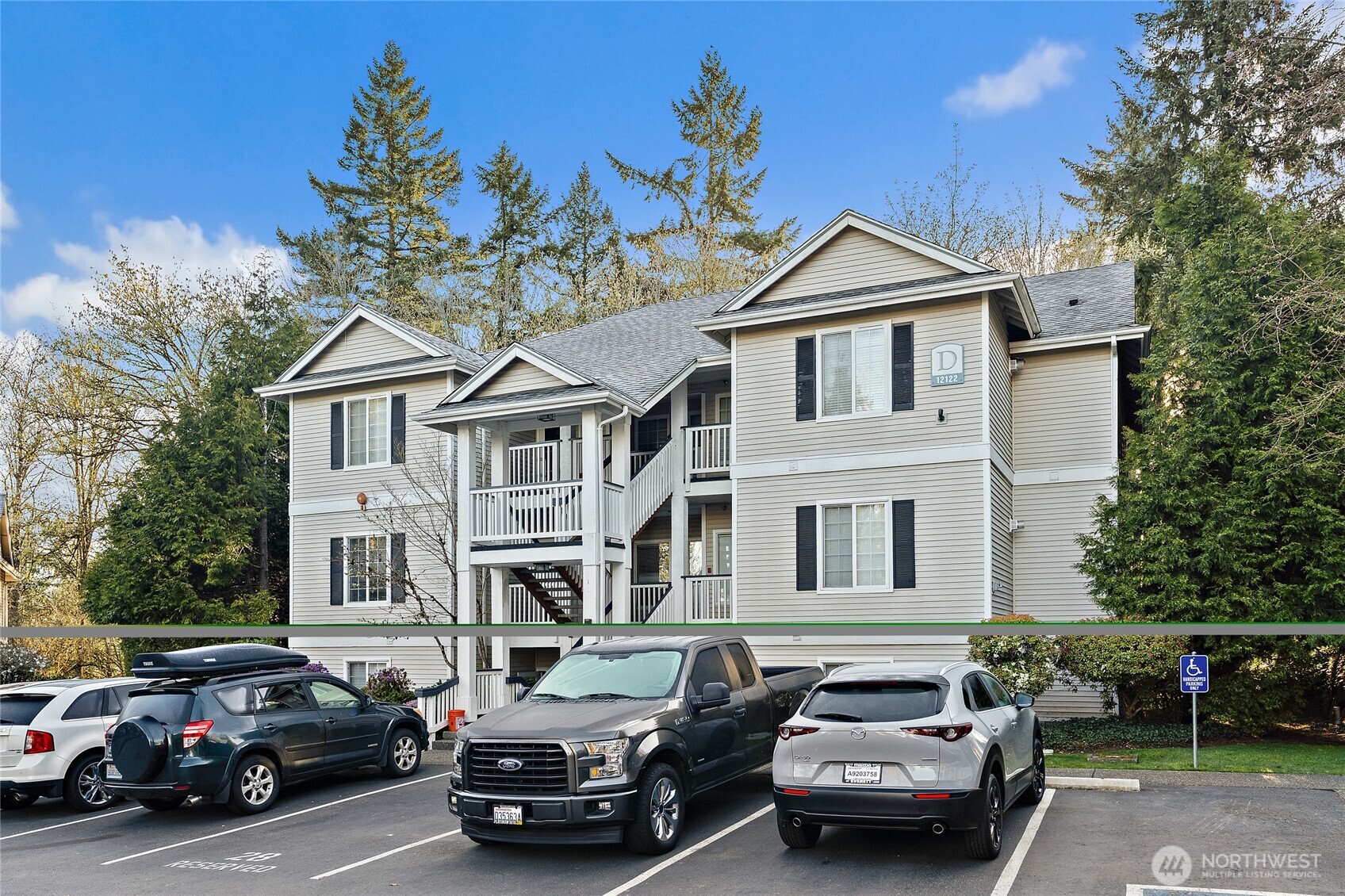 12122 NE 171st Place #D201, Bothell, WA 98011