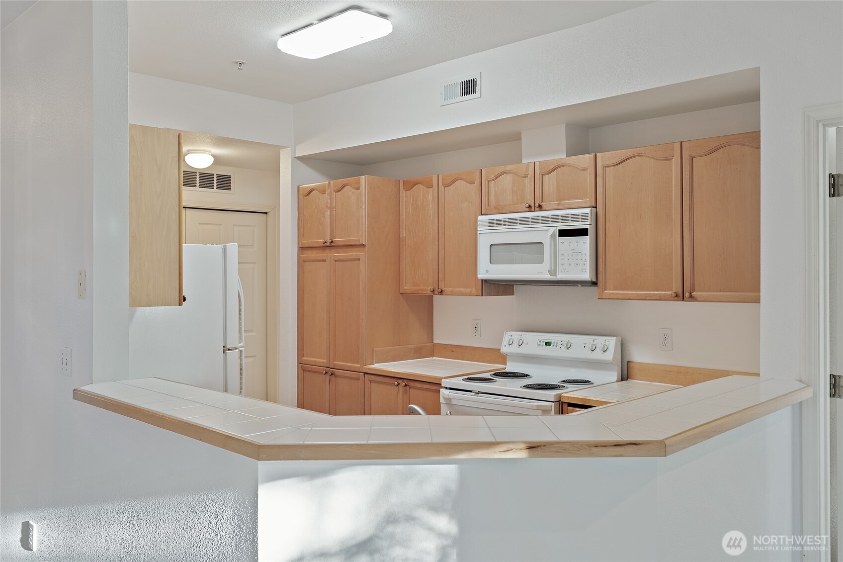 12122 NE 171st Place #D201, Bothell, WA 98011