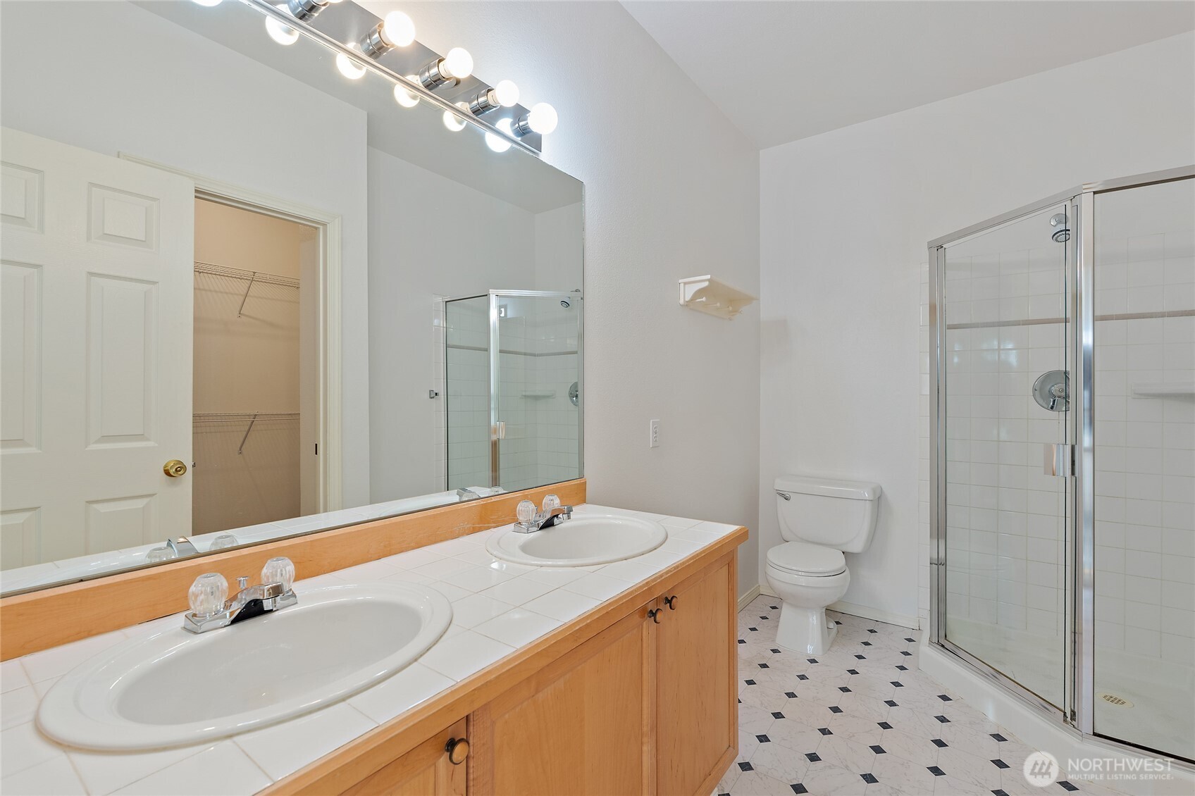 12122 NE 171st Place #D201, Bothell, WA 98011