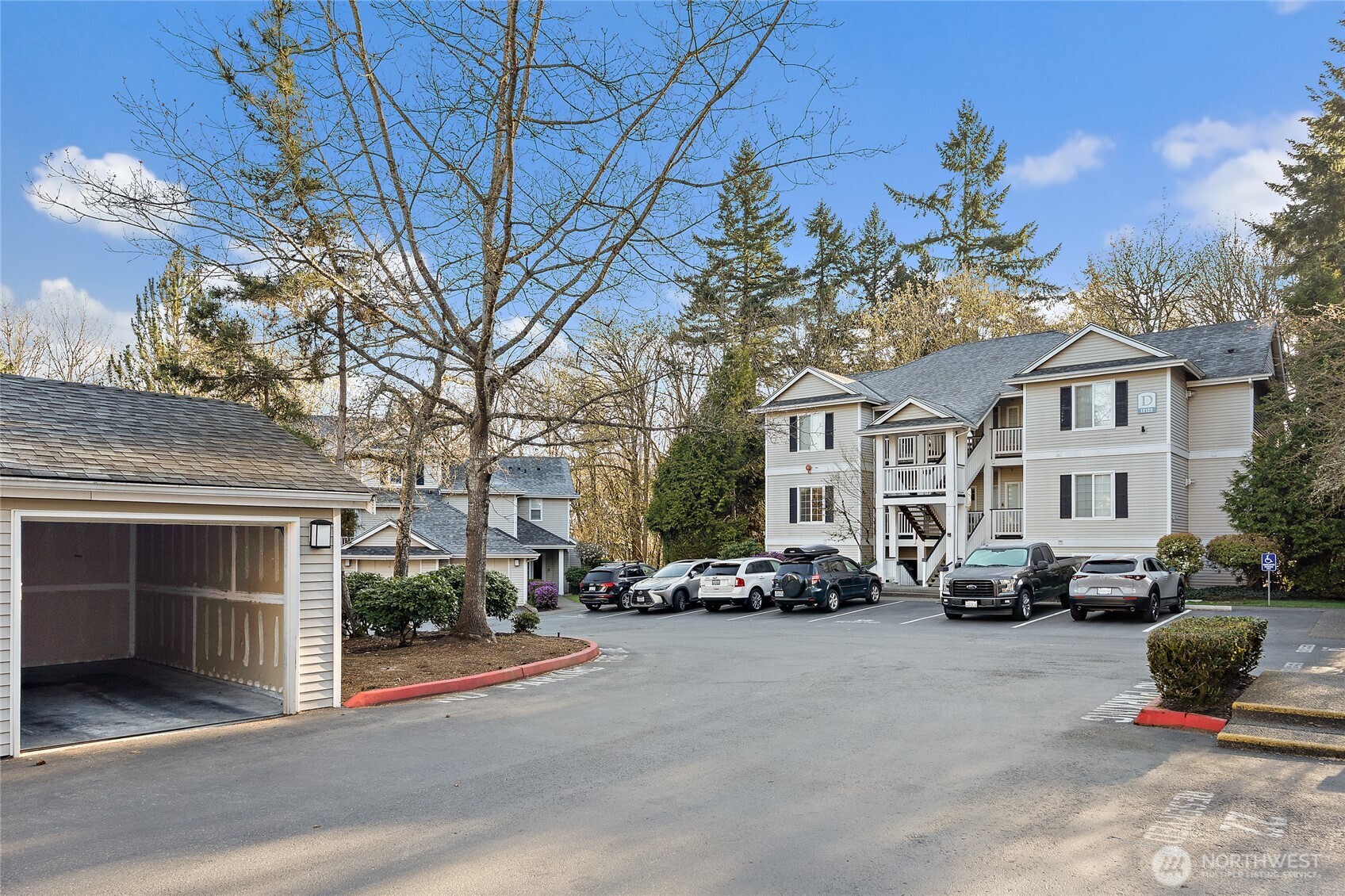 12122 NE 171st Place #D201, Bothell, WA 98011