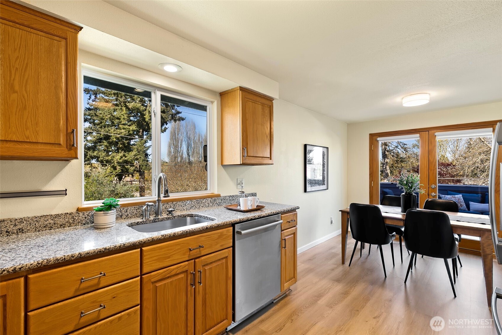 9053 7th Avenue NW, Seattle, WA 98117