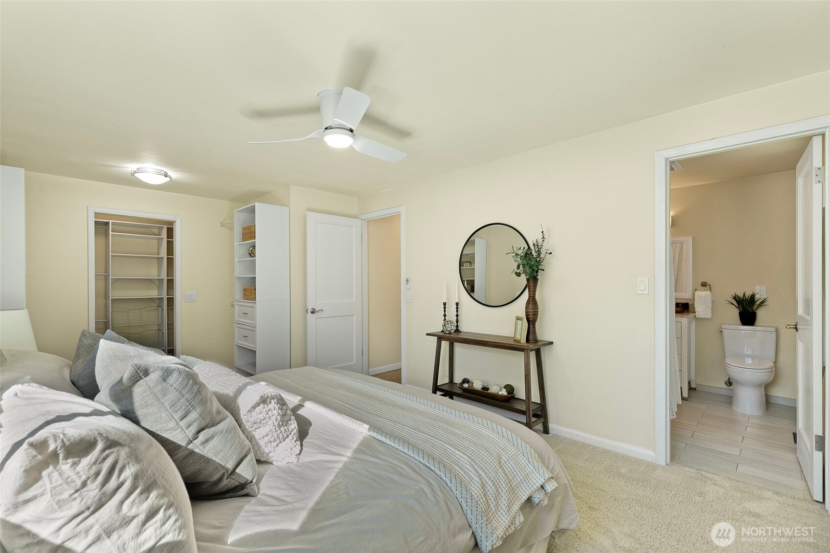 9053 7th Avenue NW, Seattle, WA 98117