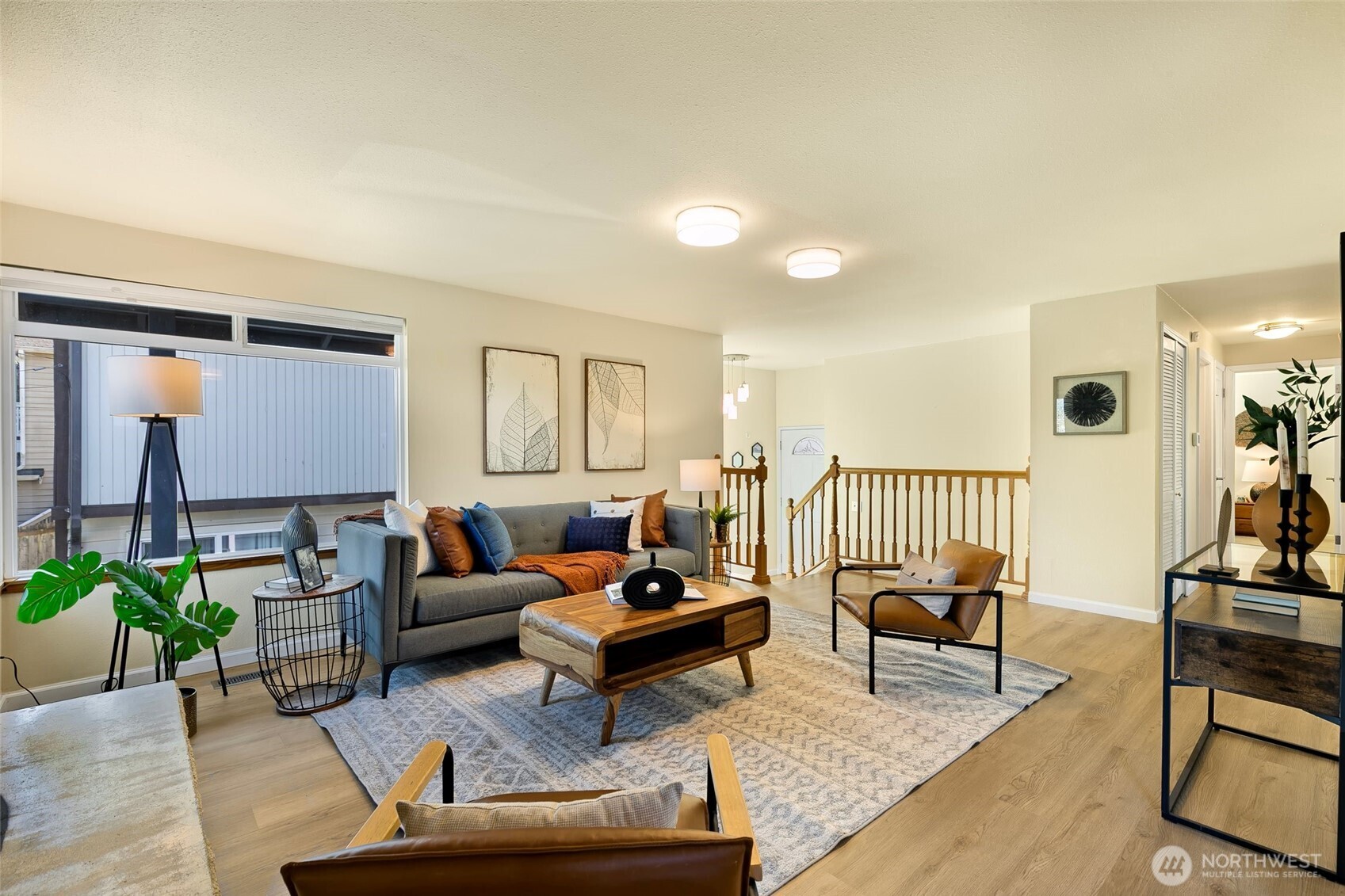 9053 7th Avenue NW, Seattle, WA 98117