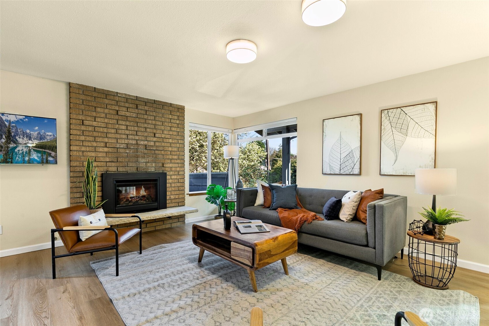 9053 7th Avenue NW, Seattle, WA 98117