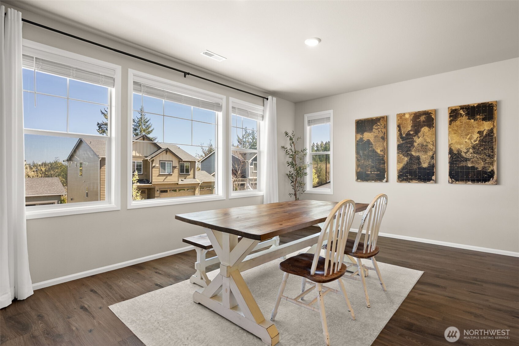 10417 Treasure Drive NW, Silverdale, WA 98383