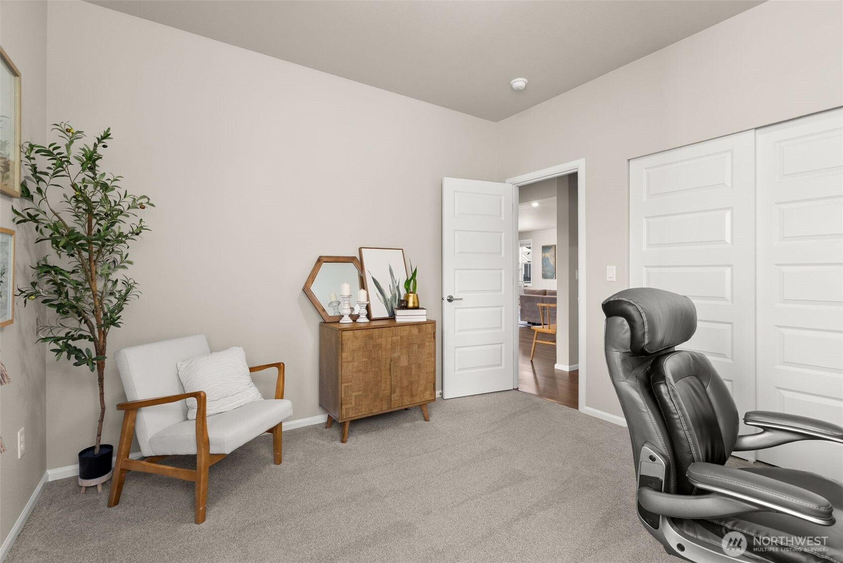 10417 Treasure Drive NW, Silverdale, WA 98383