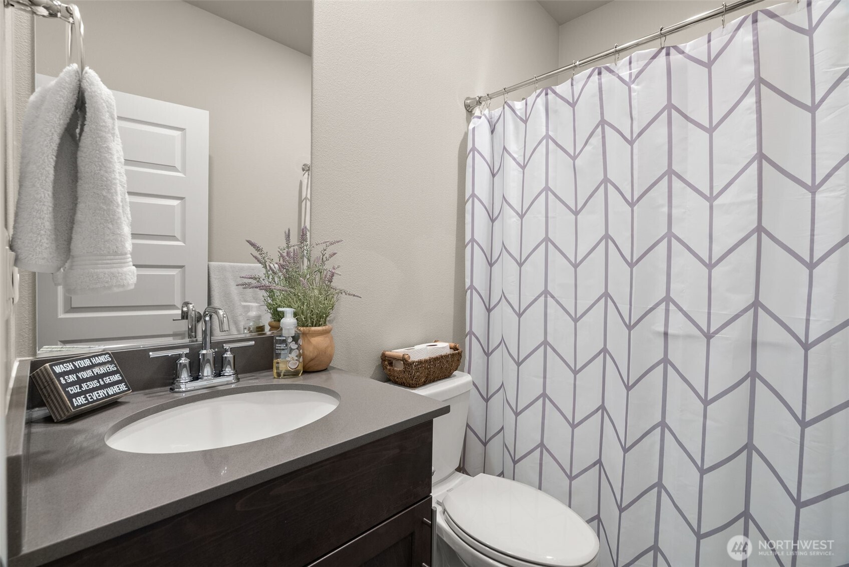 10417 Treasure Drive NW, Silverdale, WA 98383