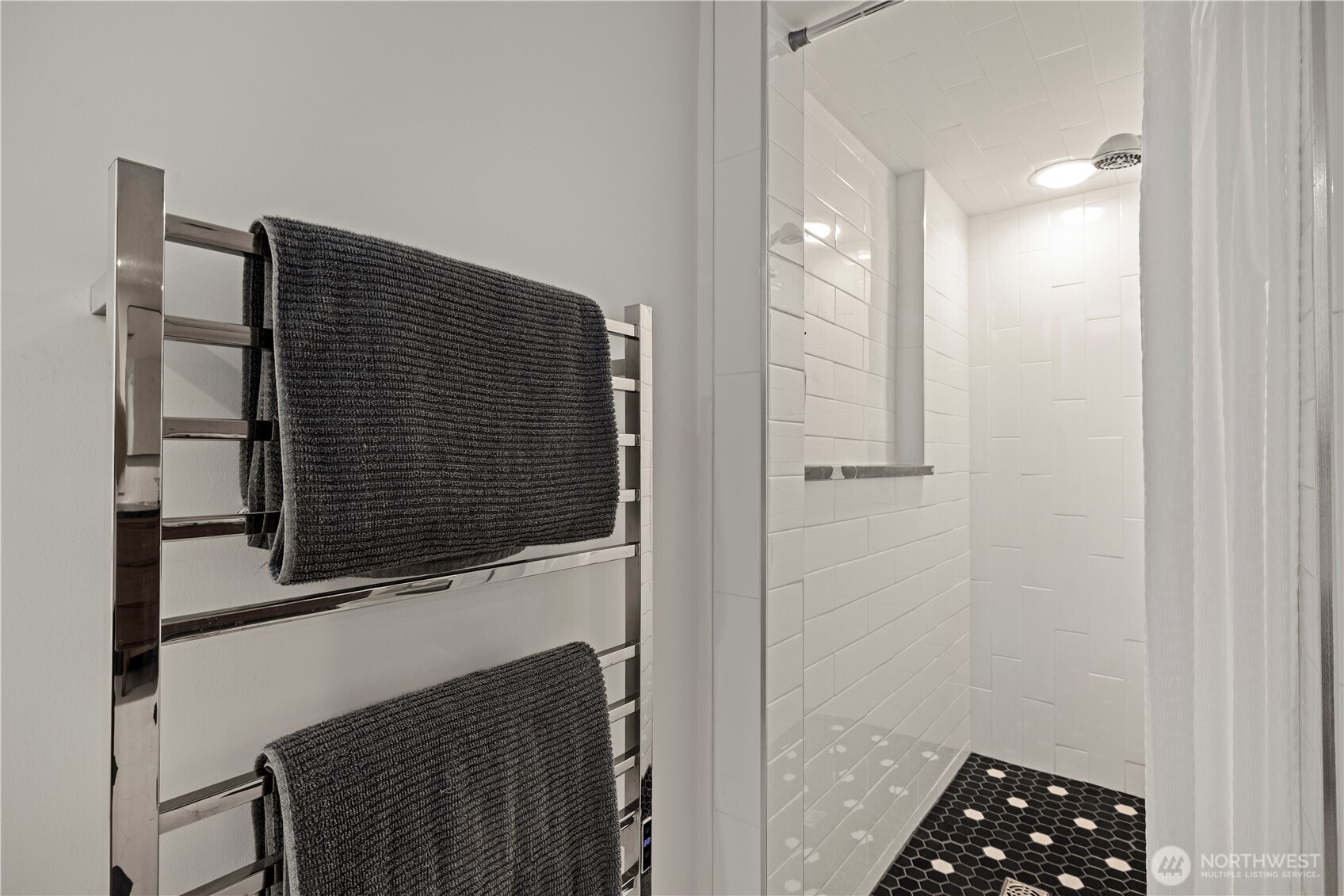 2528 1st Avenue W, Seattle, WA 98119