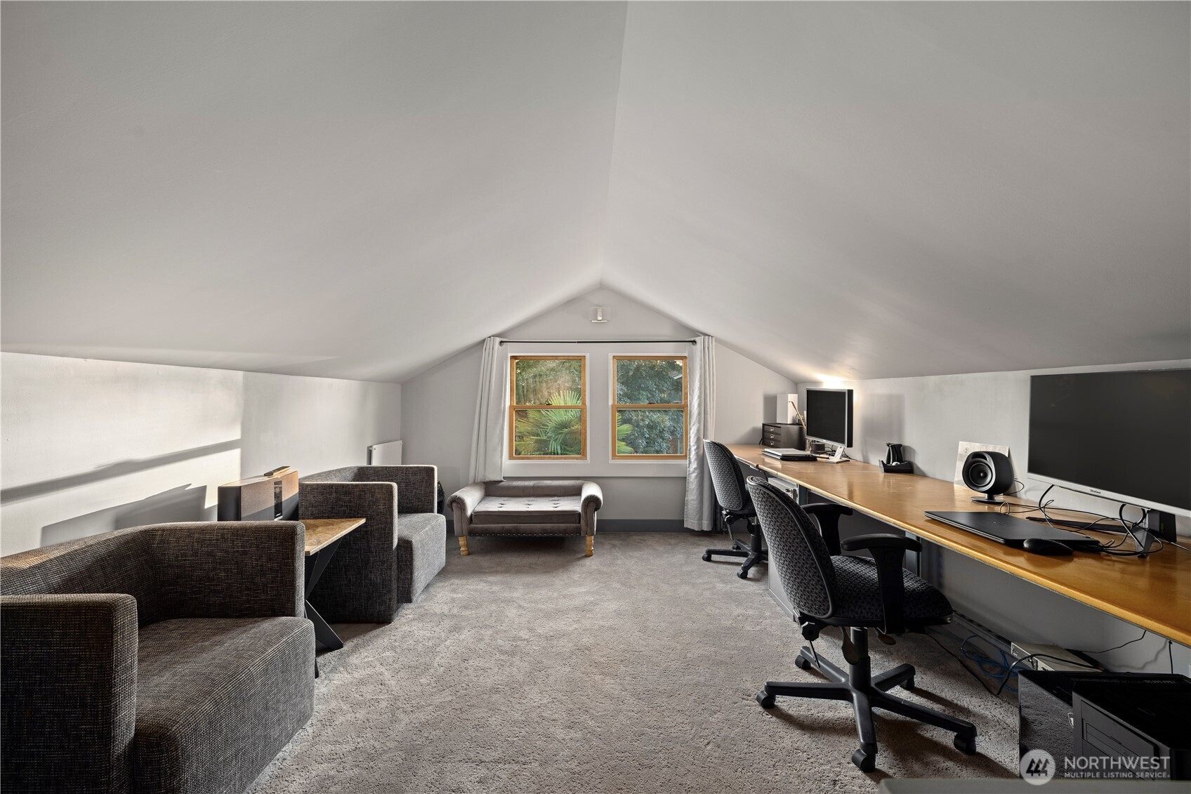 2528 1st Avenue W, Seattle, WA 98119