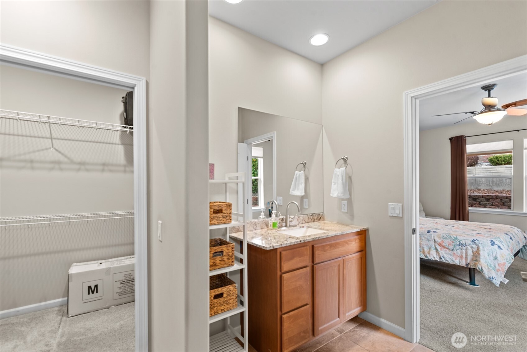 48 Luther Court , Malaga, WA 98828