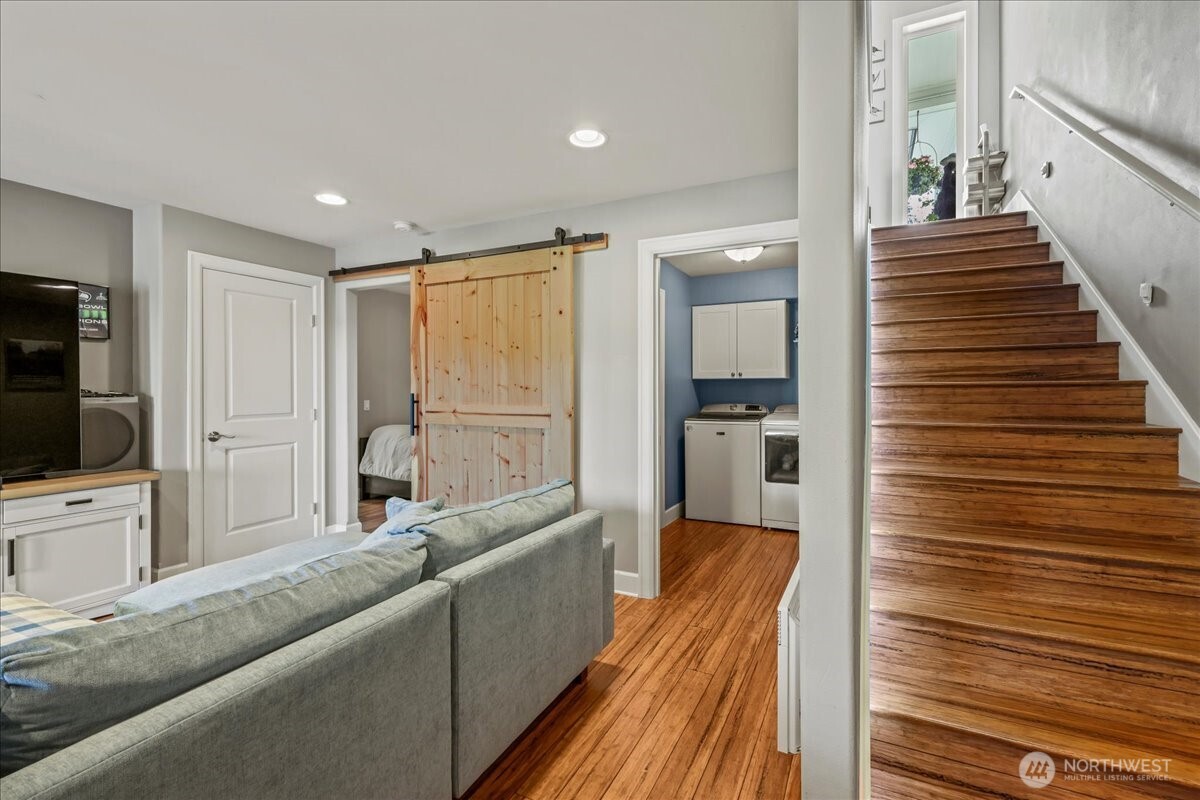 2142 Island Drive NW, Olympia, WA 98502-9711