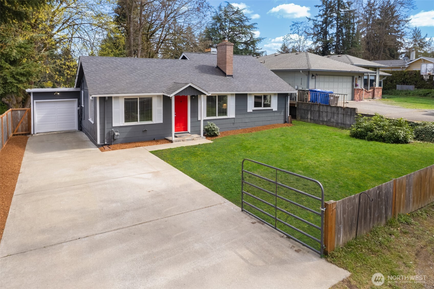 812 Reiten Road , Kent, WA 98030