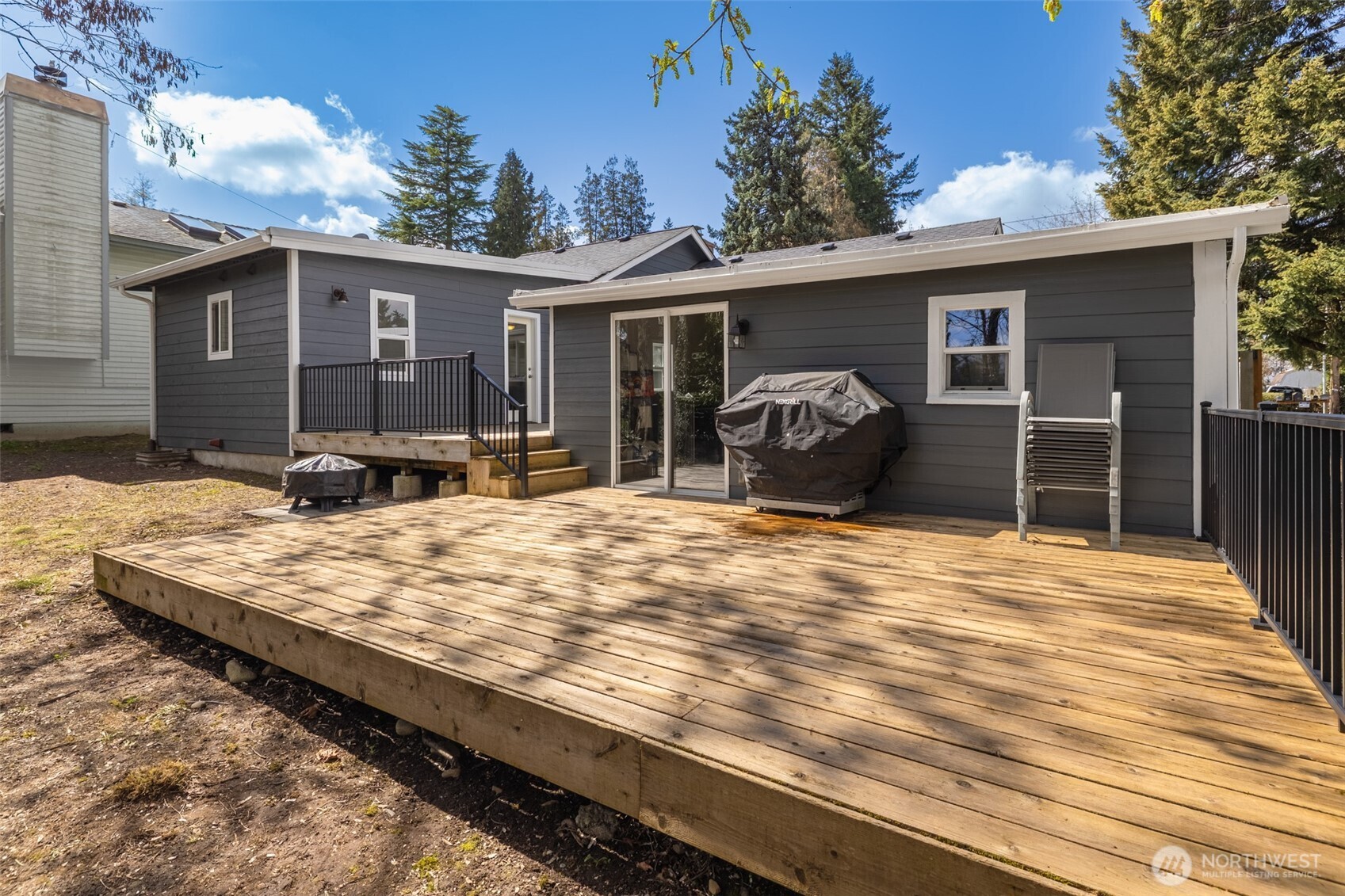 812 Reiten Road , Kent, WA 98030