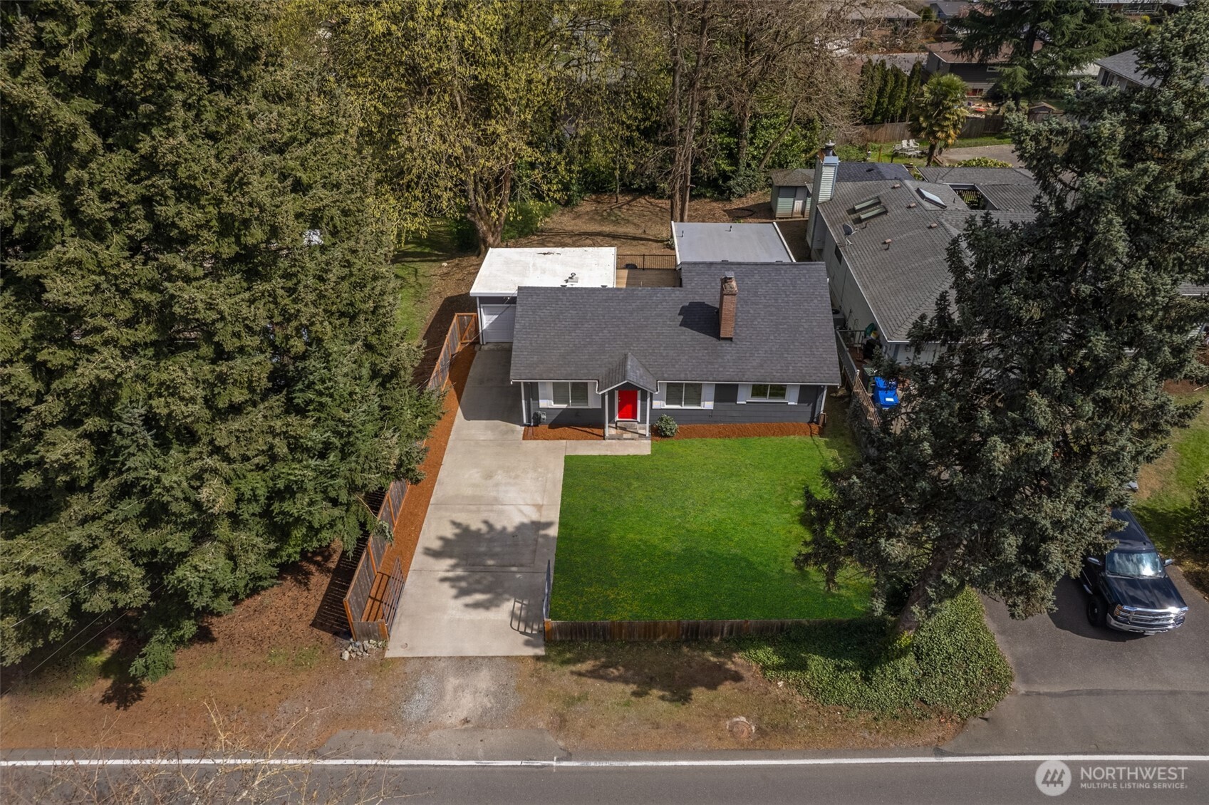812 Reiten Road , Kent, WA 98030