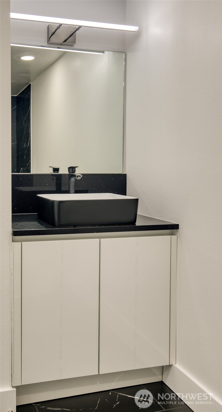 506 Sand Dune Avenue SW, Ocean Shores, WA 98569