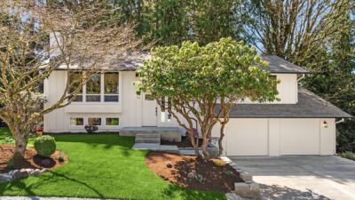 8820 194th Street SW, Edmonds, WA 98026