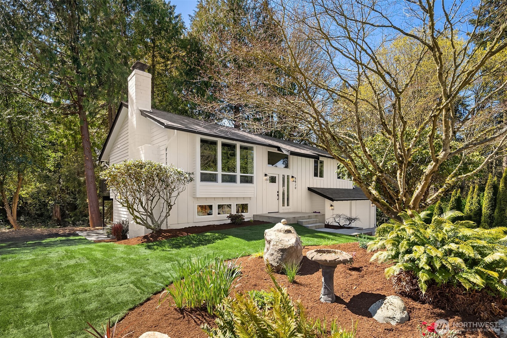 8820 194th Street SW, Edmonds, WA 98026