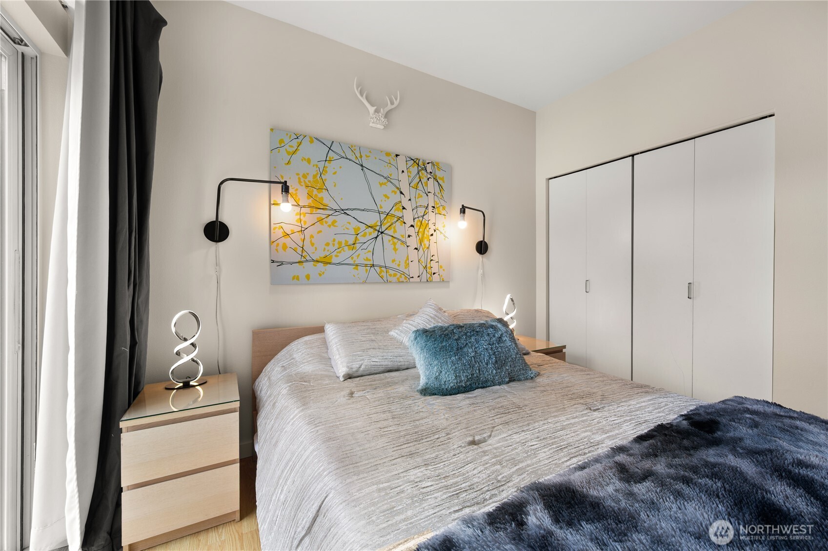 2415 2nd Ave #540, Seattle, WA 98121