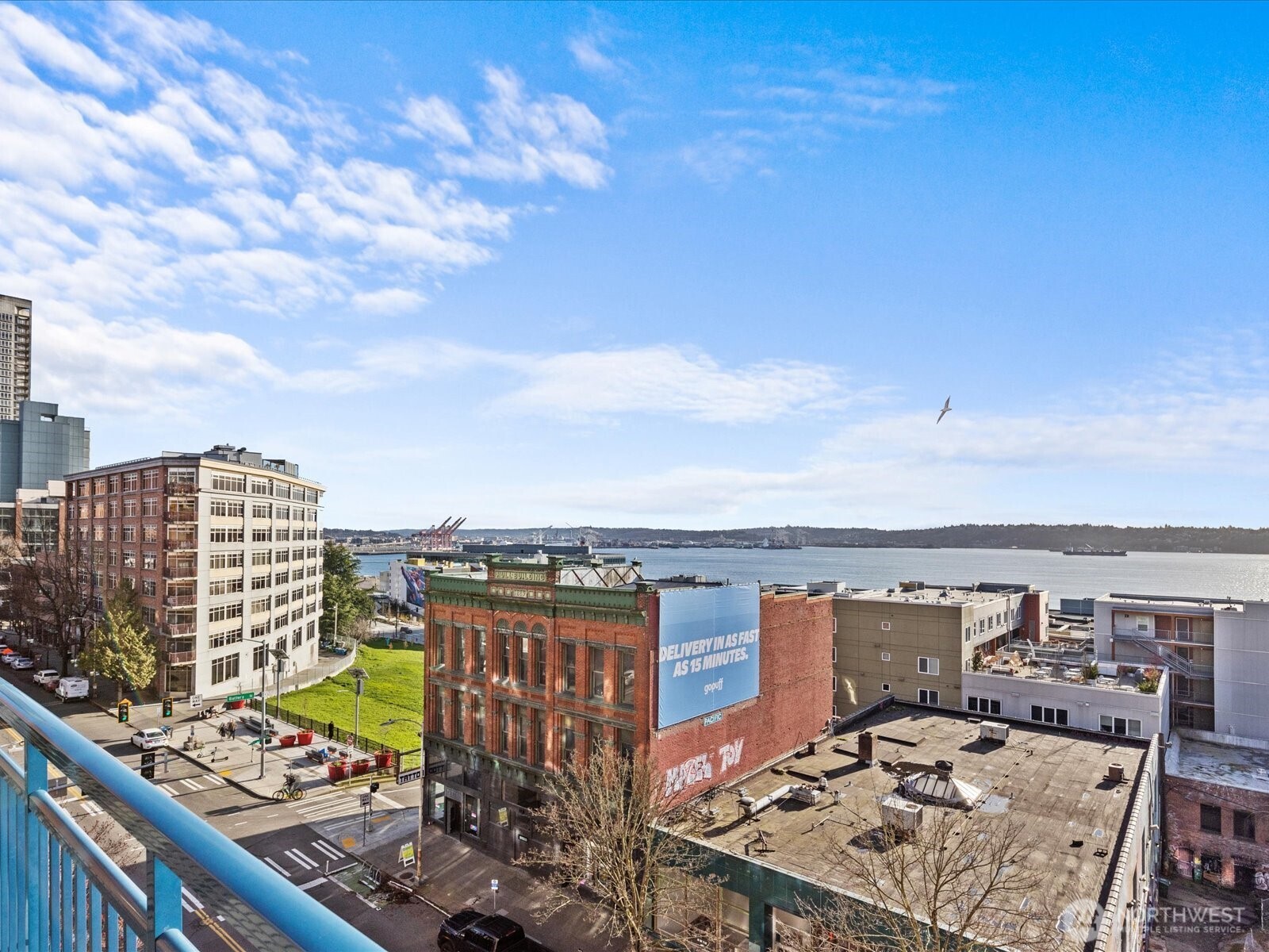 2415 2nd Ave #540, Seattle, WA 98121