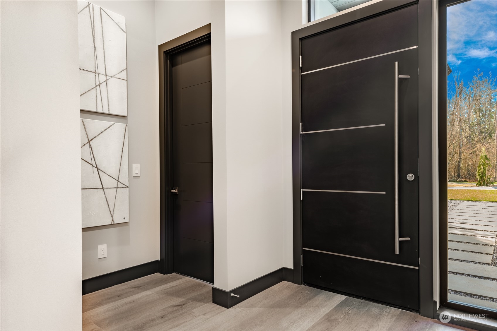 5697 Lux Lane , Blaine, WA 98230