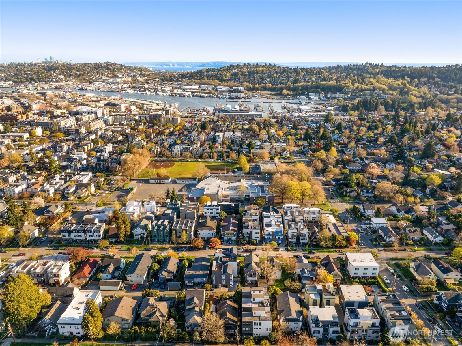 2647 B NW 63rd St , Seattle, WA 98107