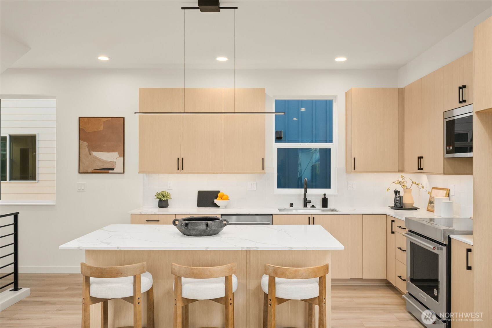 2647 B NW 63rd St , Seattle, WA 98107