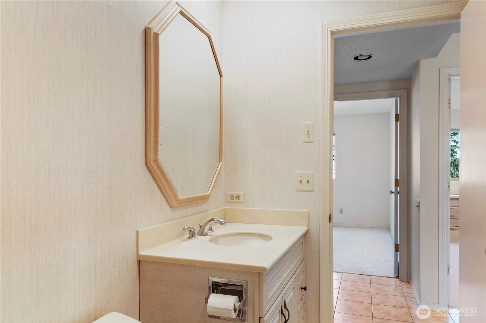 15719 SE 23rd Street #116, Vancouver, WA 98683