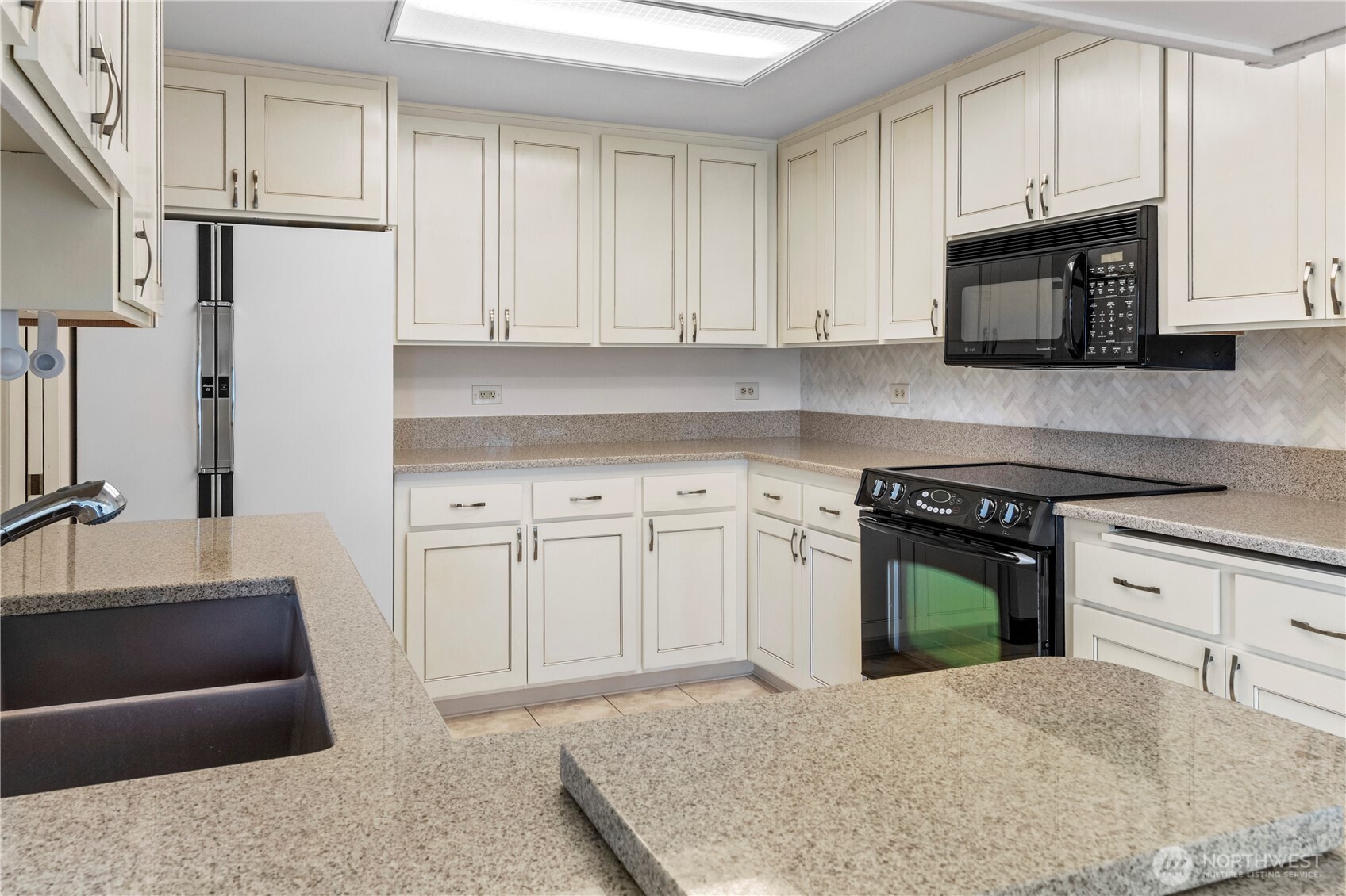 15719 SE 23rd Street #116, Vancouver, WA 98683