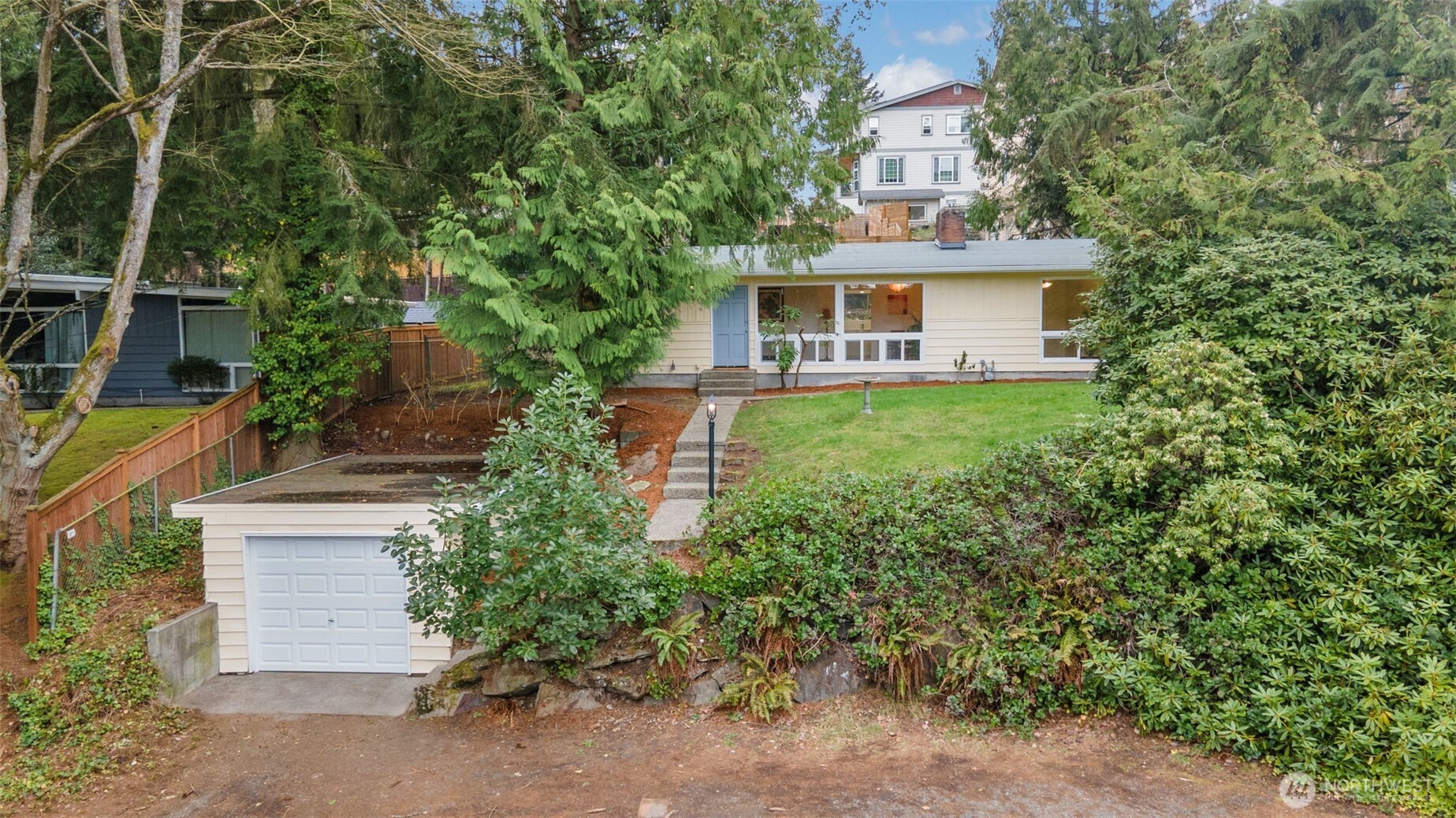 15269 Densmore Avenue N, Shoreline, WA 98133-6305