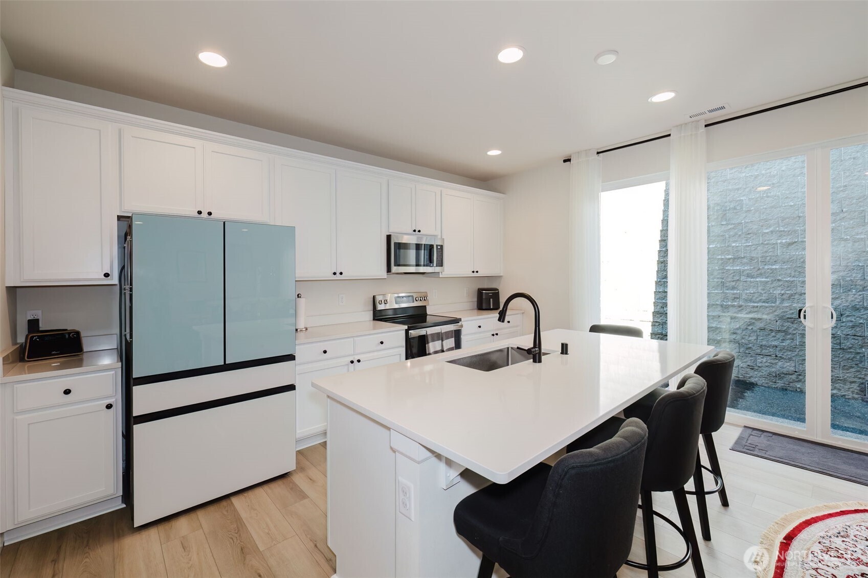 10377 Chimes Place NW, Bremerton, WA 98311