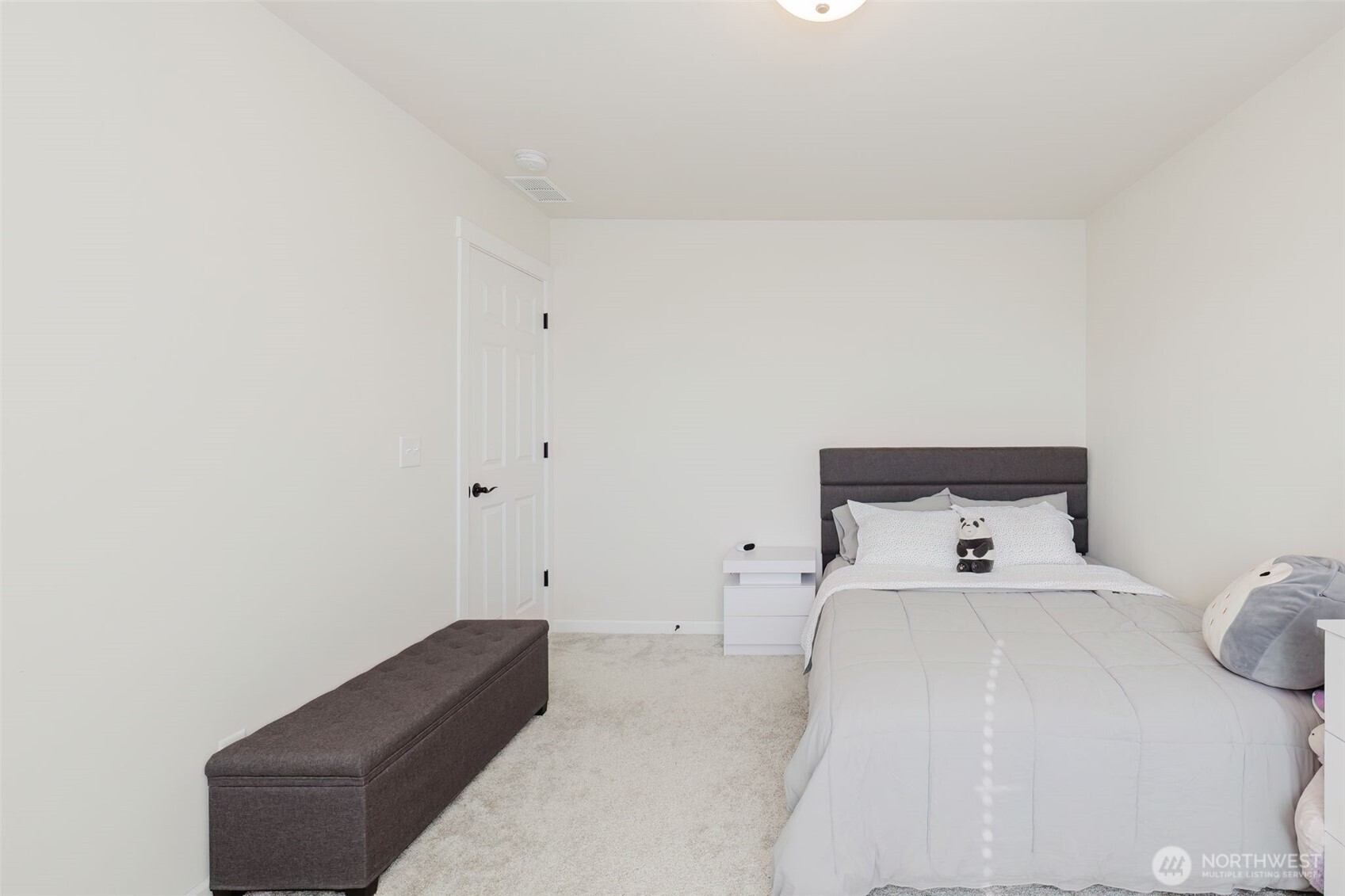 10377 Chimes Place NW, Bremerton, WA 98311