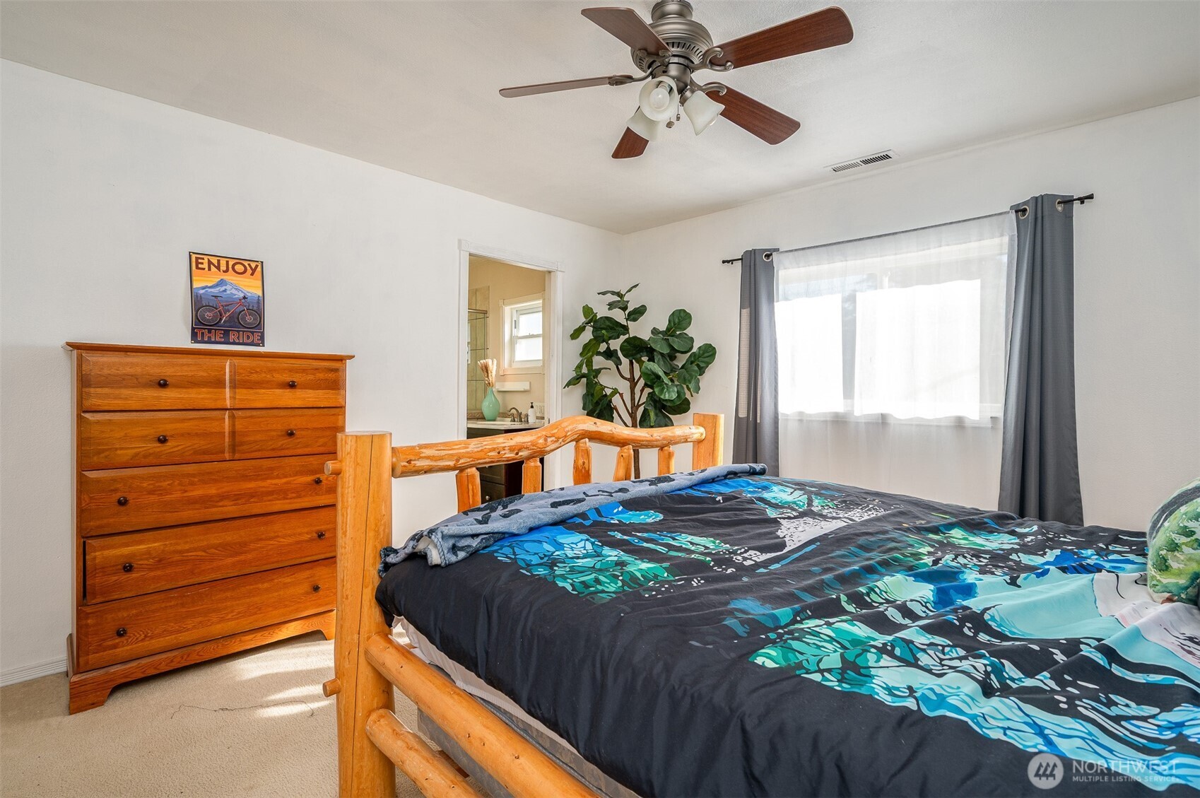 137 Aden Street SW, Castle Rock, WA 98611
