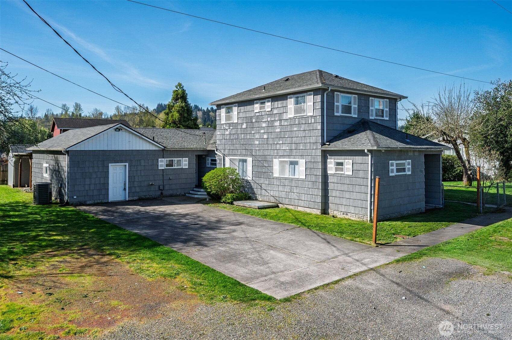 137 Aden Street SW, Castle Rock, WA 98611